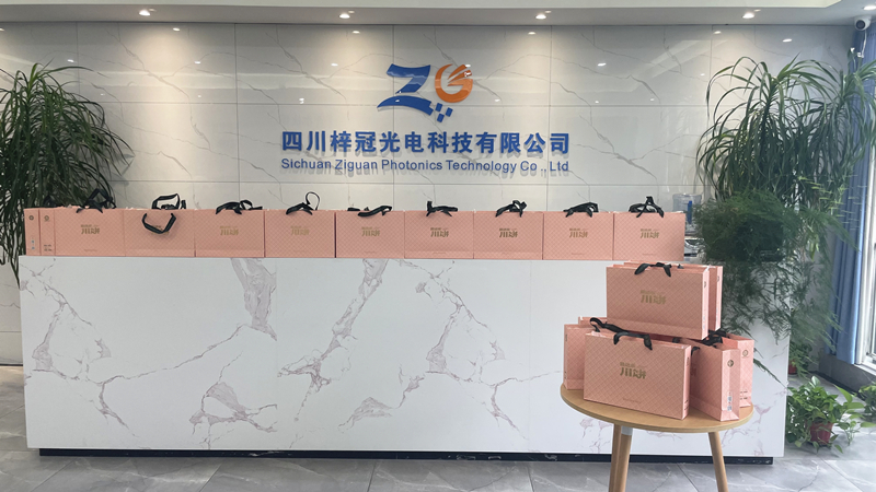 四川梓冠光电科技 四川梓冠光电科技