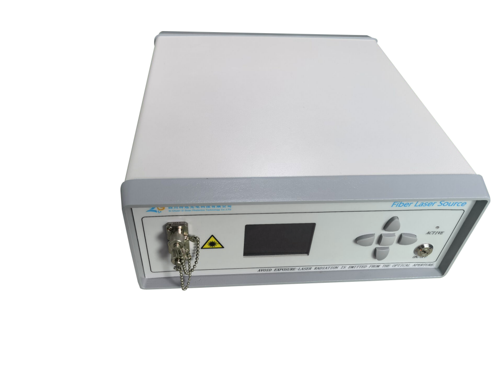 50mW掺铒光纤放大器微型